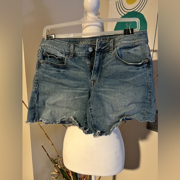 American Eagle Outfitters Pants - American Eagle Jean Shorts Size 6
